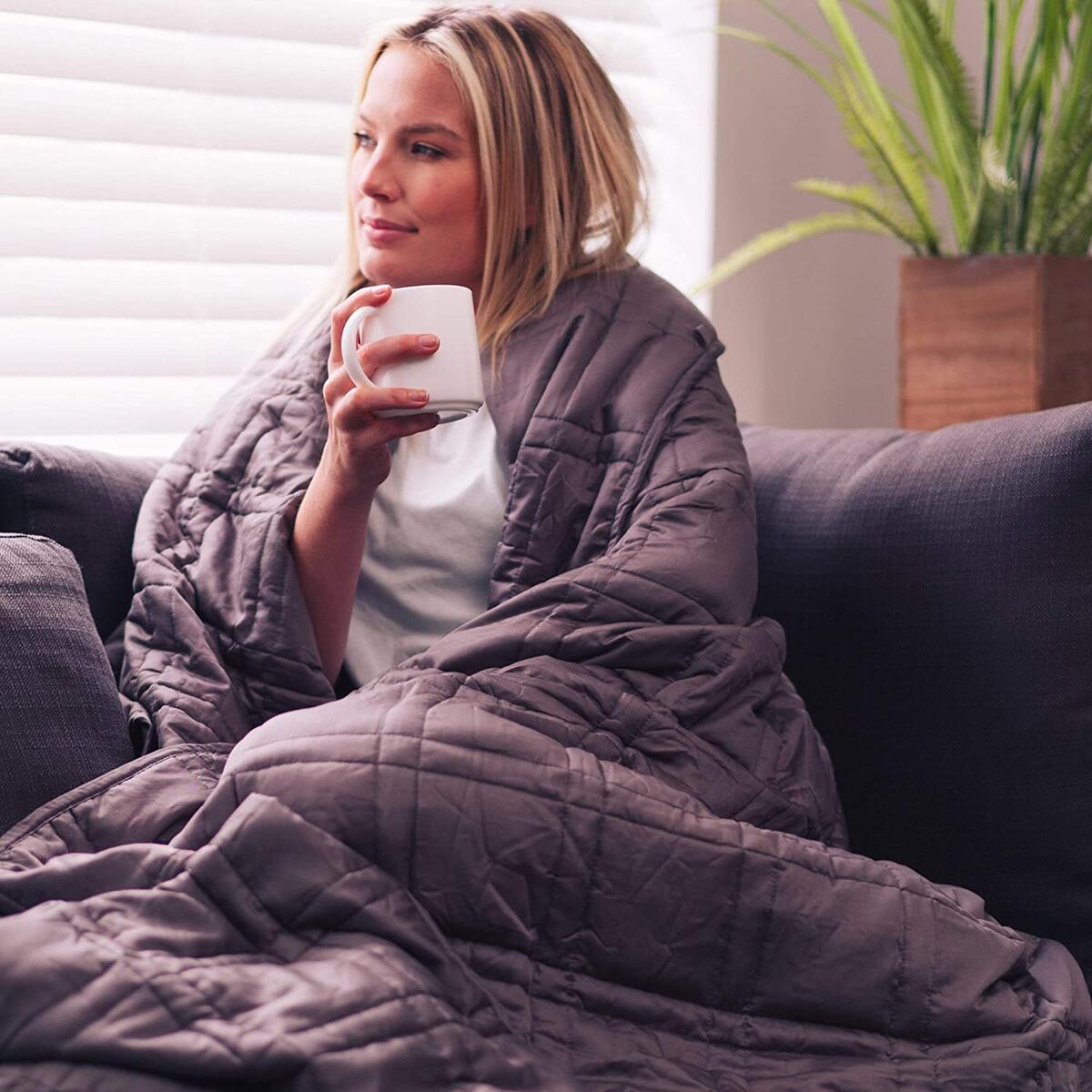 Aviano Premium Bamboo Cooling Weighted Blanket for Adults - 20 lbs (Taupe Gray)